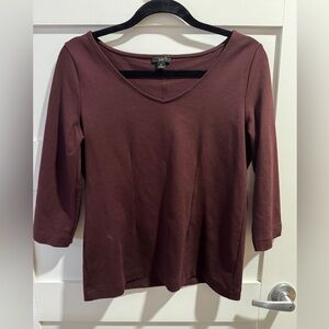 Ann Taylor Burgundy 3/4 Sleeve Tee